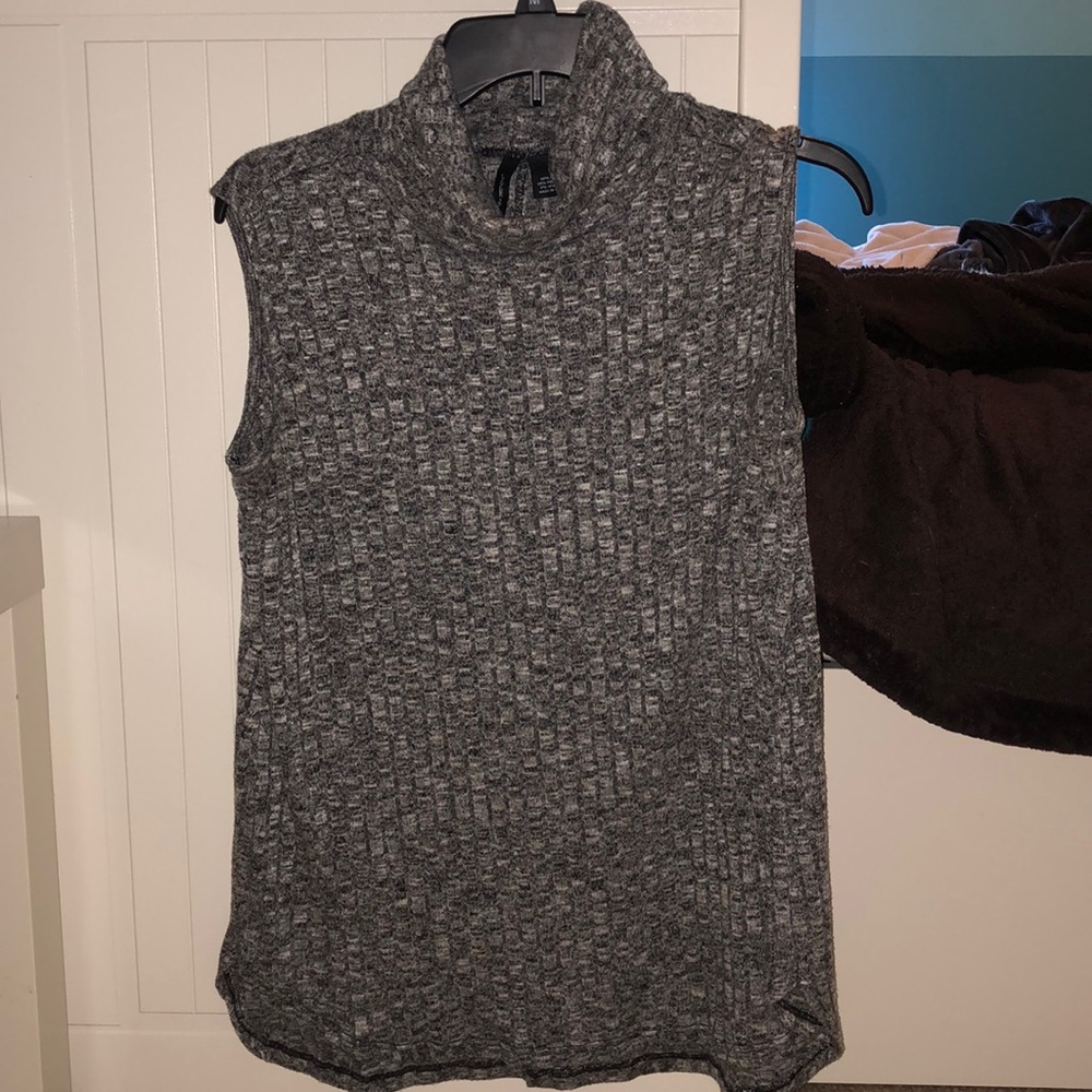 Turtle Neck Tank Top Sweater